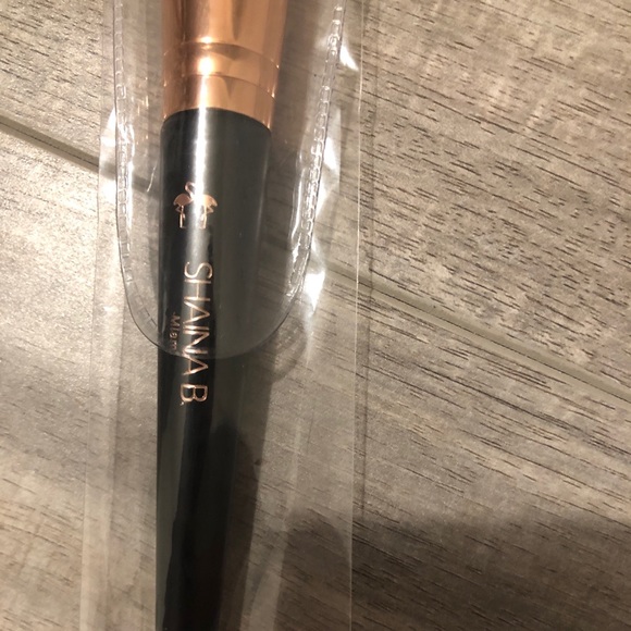 Shaina B Miami blush brush new - Picture 2 of 3